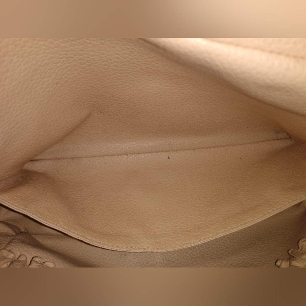 Louis Vuitton crossbody bag - Picture 9 of 16